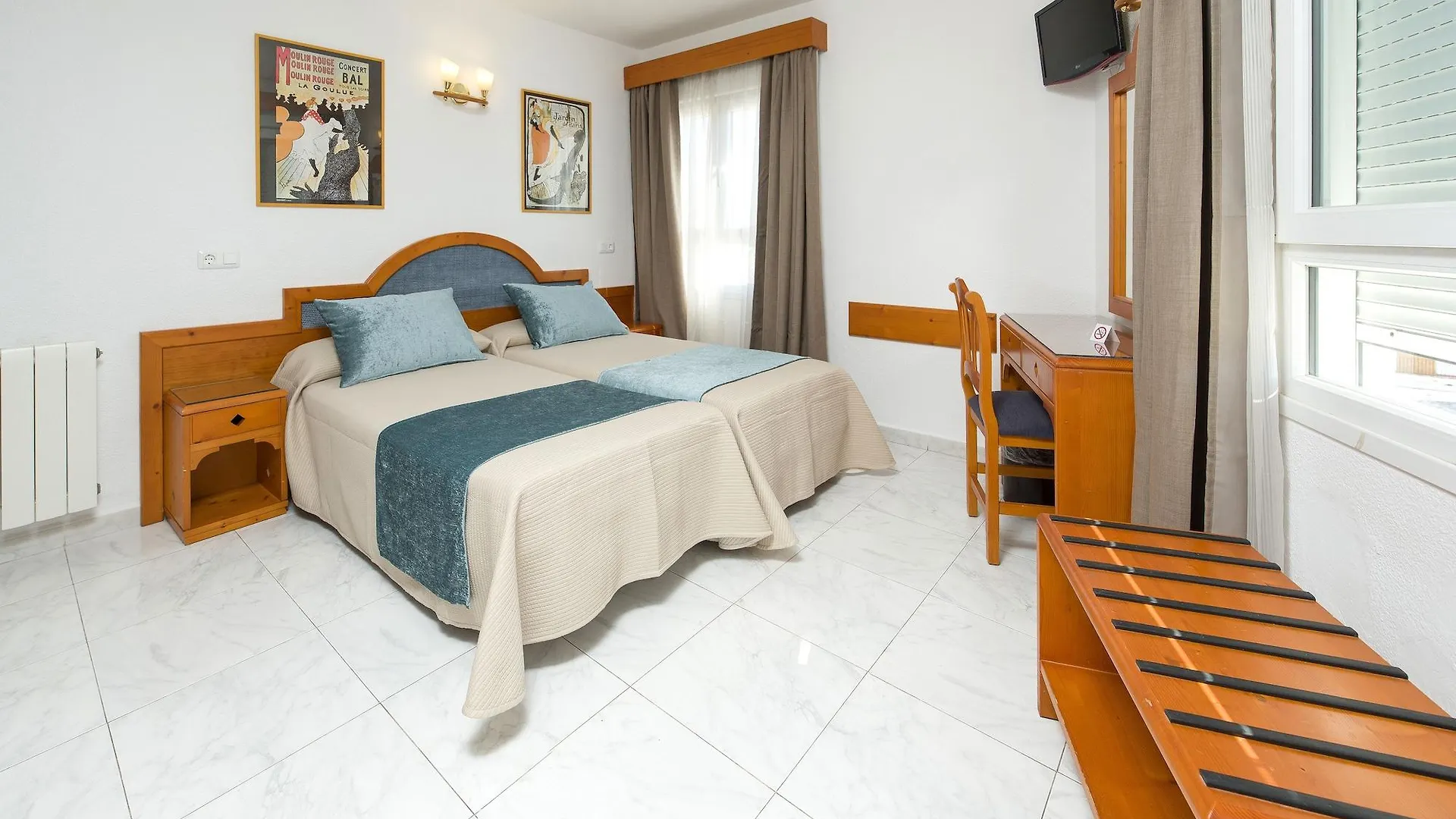 Hostal Mari Sant Antoni de Portmany İspanya